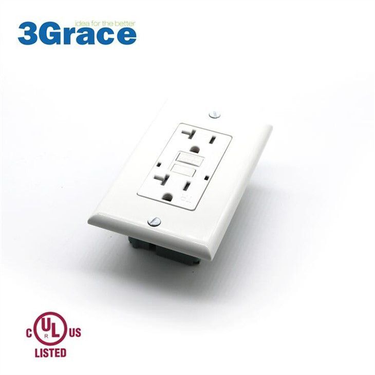 Self-Test Tamper-Resistant GFCI Outlet 20Amp